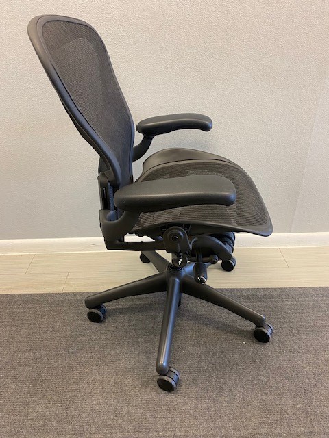 Aeron Chair – Size B