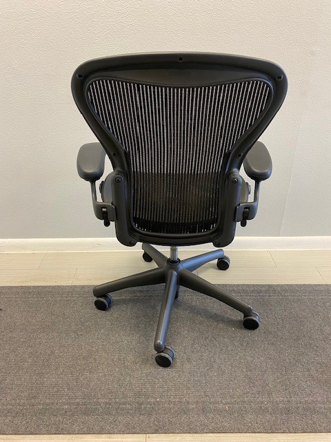 Aeron Chair – Size B