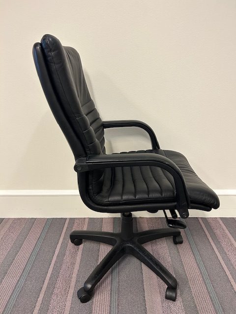 Black vinyl conference chairs