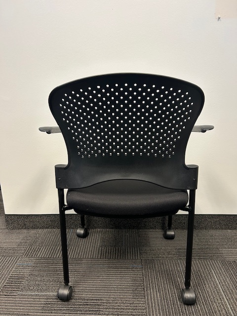 Breeze side chair w/casters