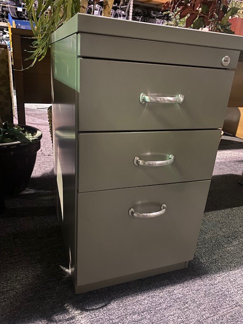 Bullet Top L Shape Desk