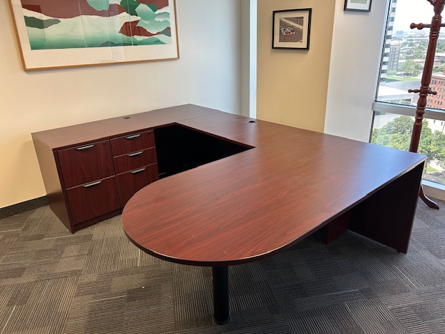 Bullet top U shape desk