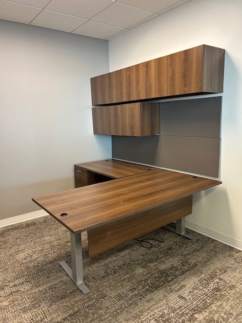 Cherry Man Sit/Stand L shape