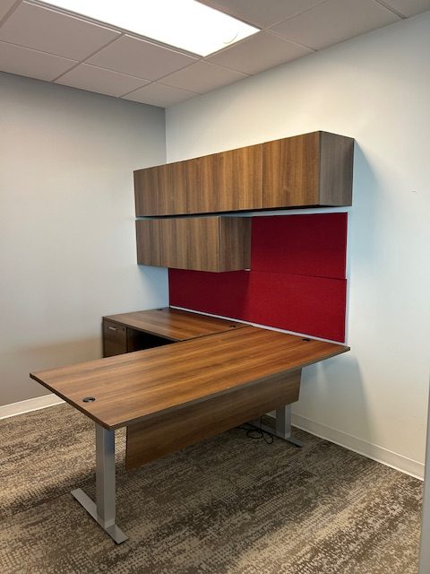 Cherry Man Sit/Stand L shape