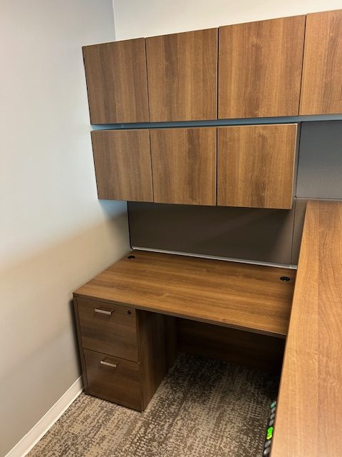Cherry Man Sit/Stand L shape