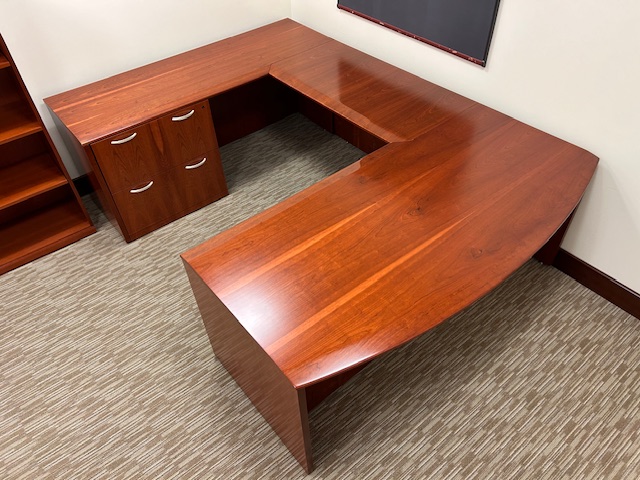 Cherry U shape desk