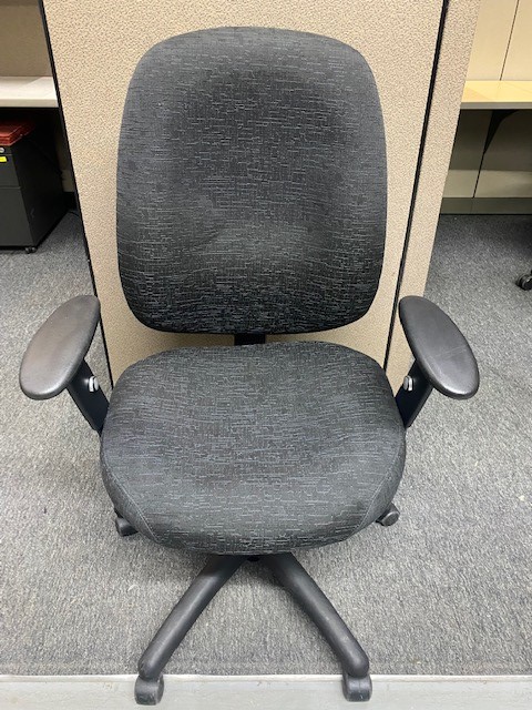 Global task chair