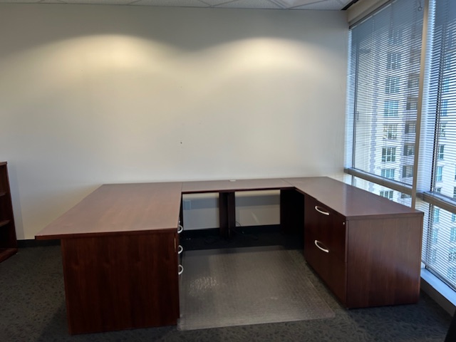 Gunlocke U shape Desk