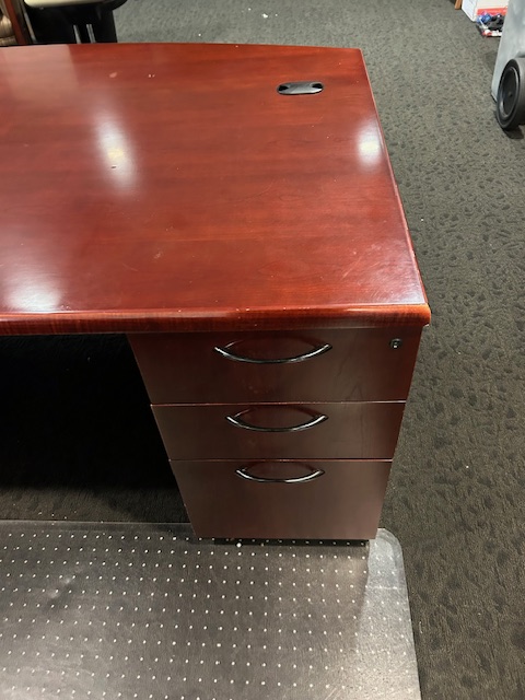 Gunlocke U shape desk