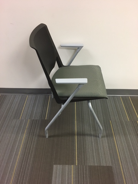 Haworth Very side chair