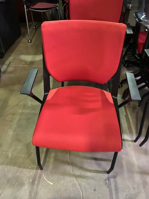 Haworth Very stack chair