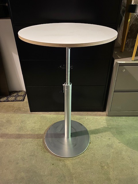 Height Adj. Breakroom Table