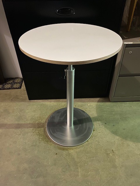 Height Adj. Breakroom Table