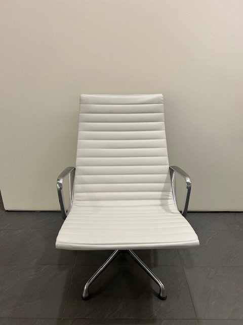 Herman Miller Eames lounge chair