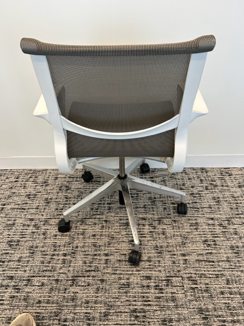 Herman Miller Setu Chair