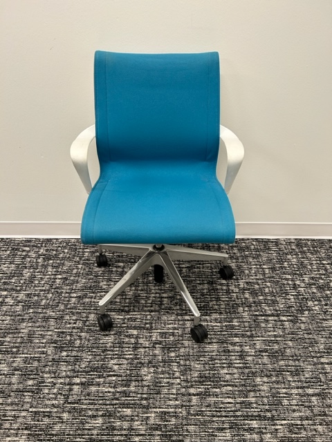 Herman Miller Setu chair