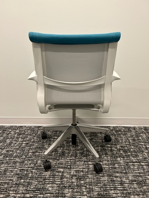 Herman Miller Setu chair