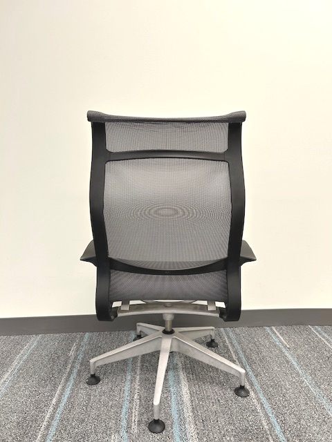 Herman Miller Setu Guest Chair