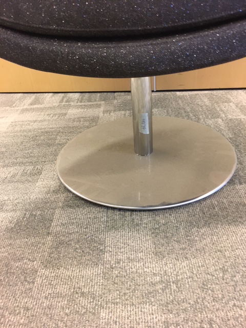High Back Lounge swivel chair