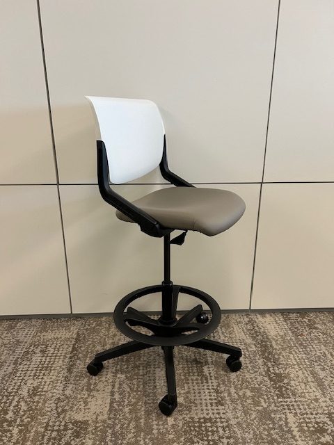 Hon armless task stool