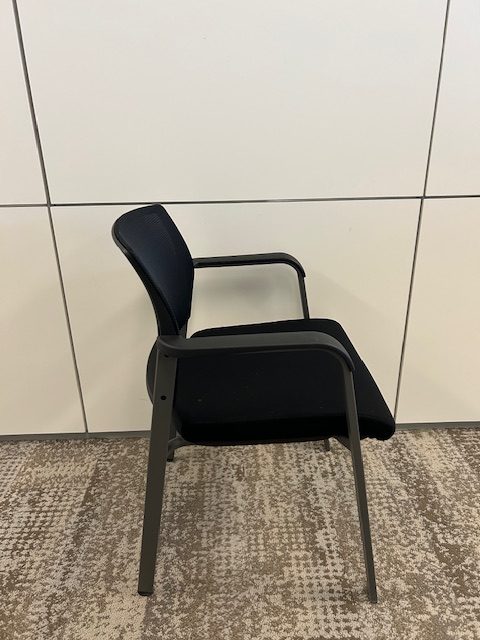 Hon mesh back guest chair