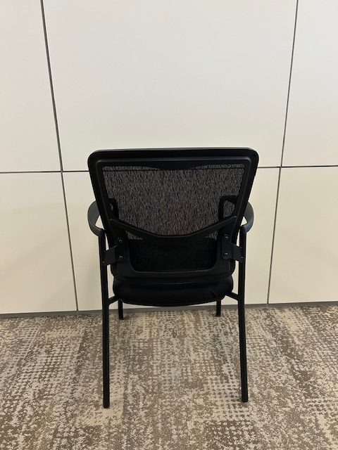 Hon mesh back side chair