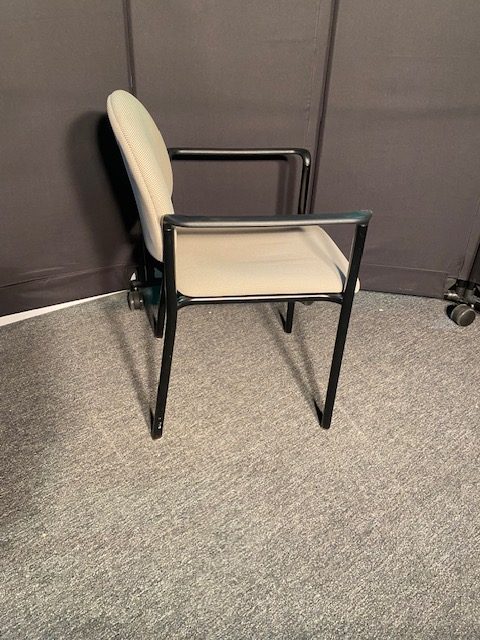 KI Stack Chair