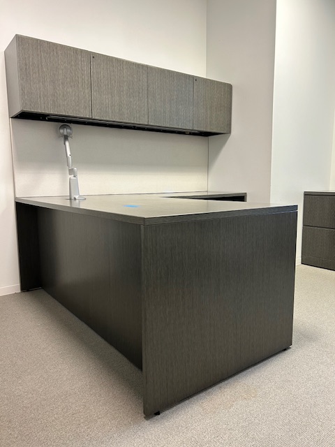 Knoll L Shape Desk with Overhead