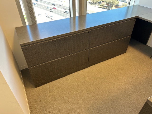 Knoll U shape desk