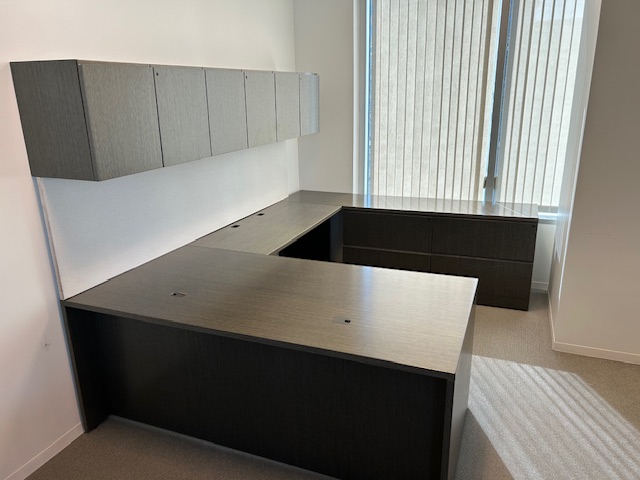 Knoll U shape desk