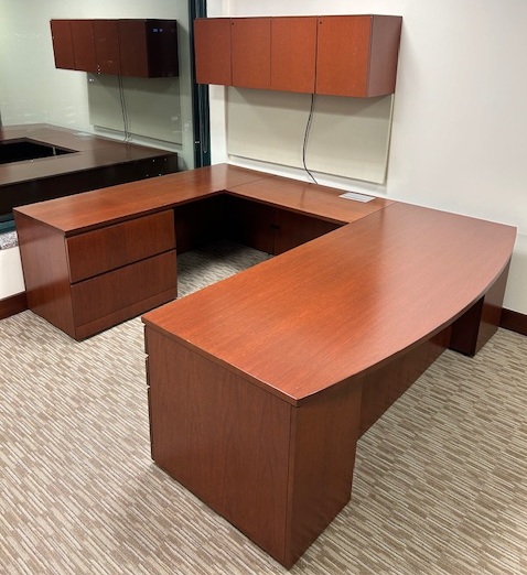 Knoll U Shape w/Overhead