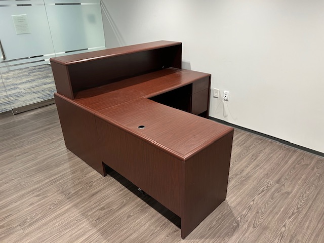 L shape Receptionist desk