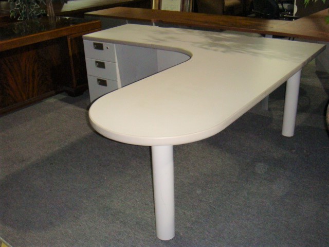 Light Gray bullet top L shape desk