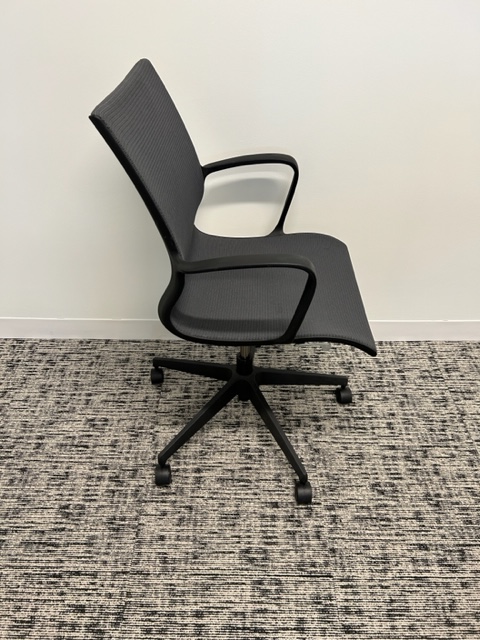 Mesh chair