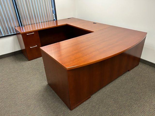 National Bowed Front U-Shape desk