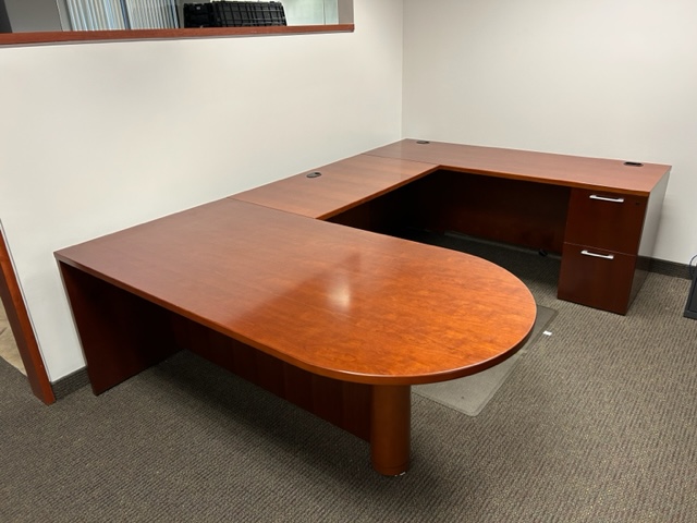 National Bullet top U shape desk