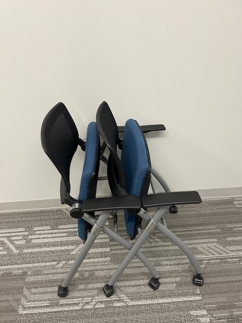 National Jiminy nesting chair
