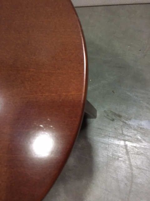 Oval coffee table