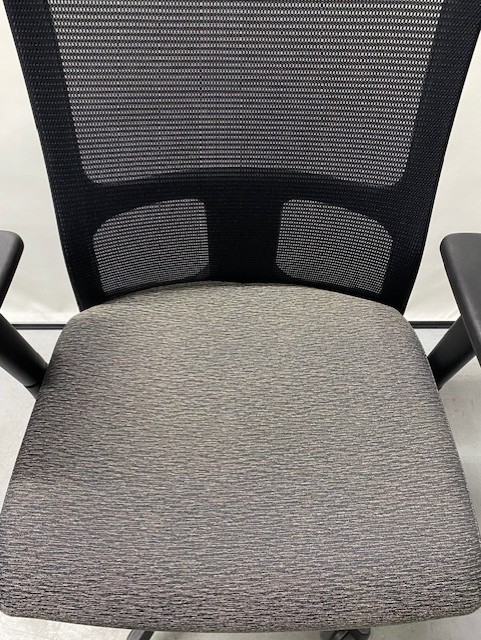 Paoli task chair