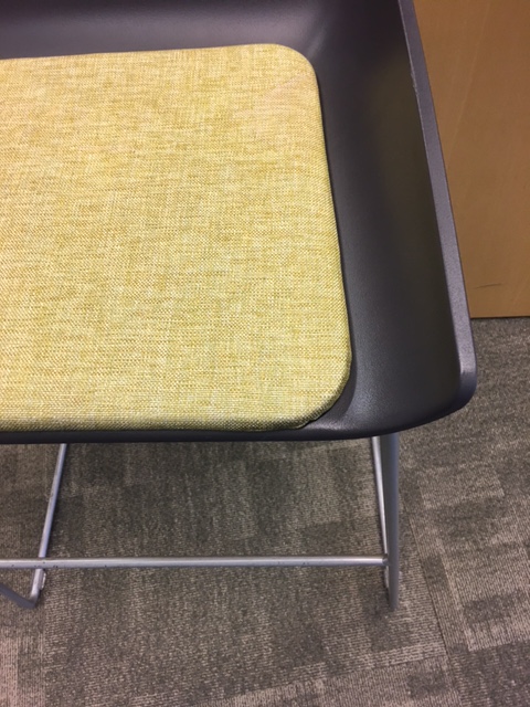Scoop bar height stool
