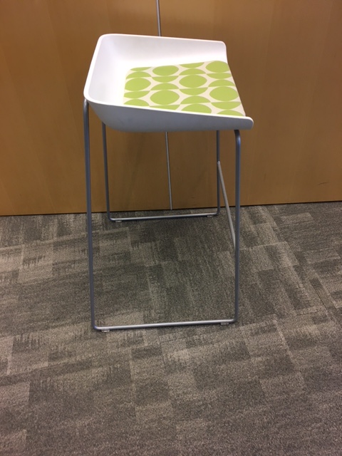 Scoop Stool