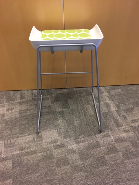 Scoop Stool