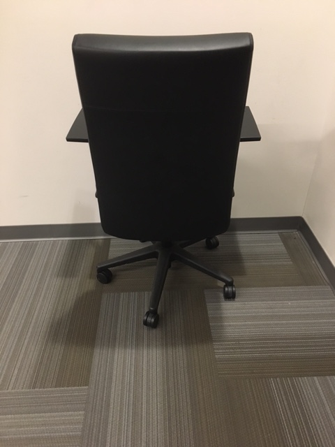 Sit On It Prava chair