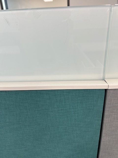 Steelcase Answer 5’W benching