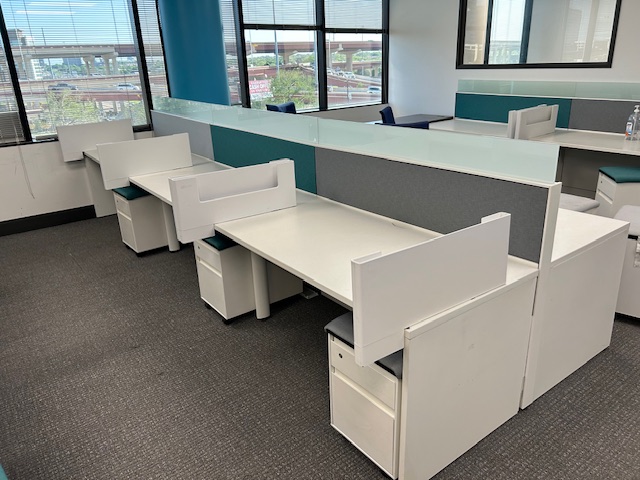 Steelcase Answer 5’W benching