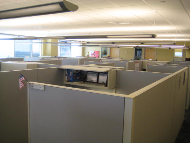 Steelcase Answer 8′ x 8′ x 65″H