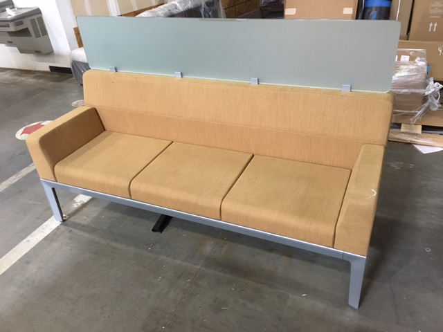 Steelcase Health Couch