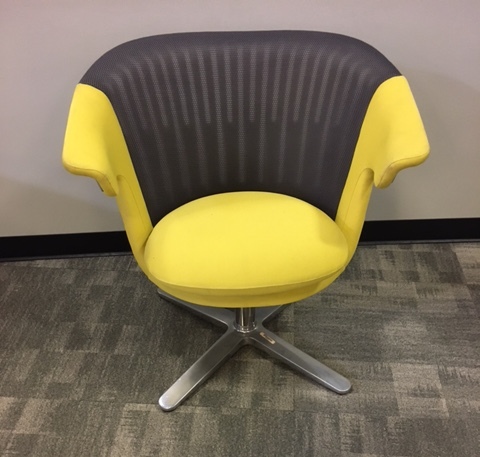 Steelcase i2i swivel chair