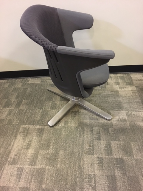 Steelcase i2i swivel chair