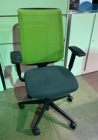 Steelcase Reply Air Chair